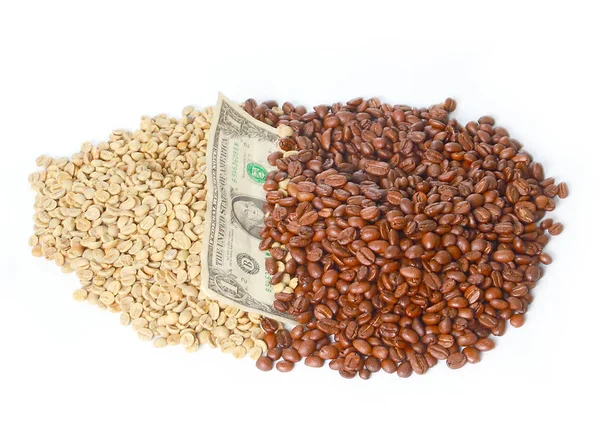 乾燥した焙煎コーヒー豆の山の中で百ドル紙幣 — ストック写真