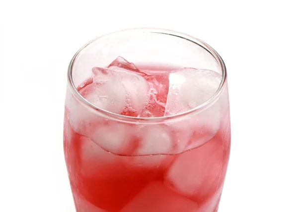 Trozos Hielo Transparente Superficie Una Bebida Jugo Vaso — Foto de Stock