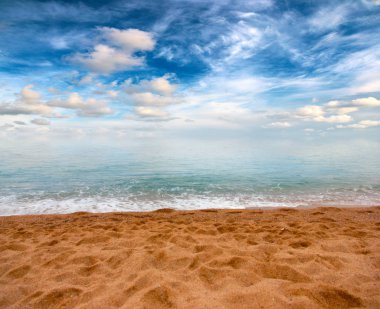 Akdeniz 'in güzel kumlu plajı