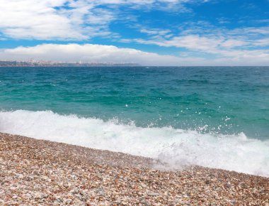 Antalya sahilinde deniz Sahili