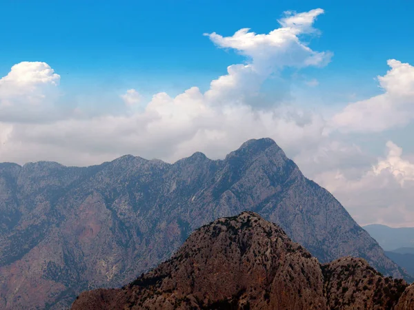 Bergstoppar Tunek Tepe Bergskedjan Förorterna Antalya Turkiet — Stockfoto