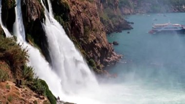 park Aşağı Duden şehir Antalya Türkiye'de şelale fırtınalı güçlü dere