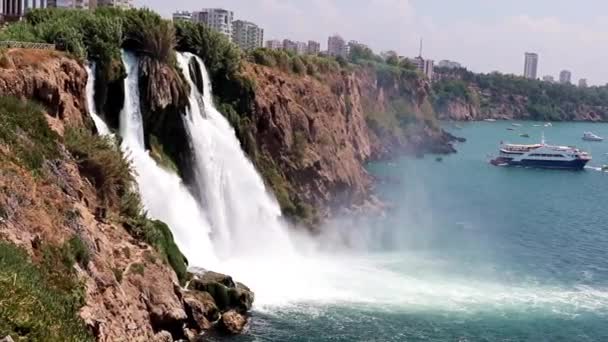 Bouřný Silný Proud Vodopádu Parku Dolní Duden Město Antalya Turecko — Stock video