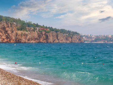 Antalya Türkiye'nin kıyı şeridinin dik yamaçları
