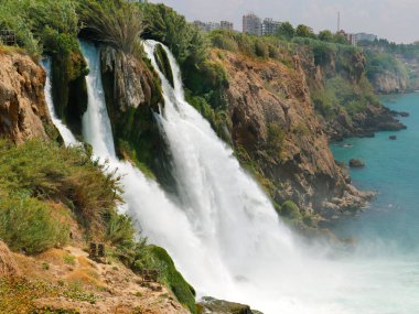 Antalya Lara yerleşim bölgesinde Aşağı Duden Şelalesi, Türkiye