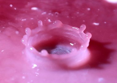 su damlası ile tuhaf desenler