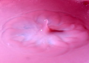 su damlası ile tuhaf desenler