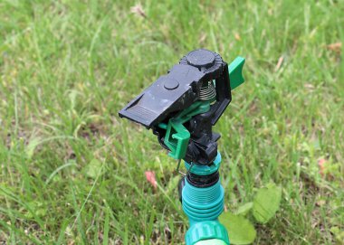 çim çim sulama için plastik püskürtücü