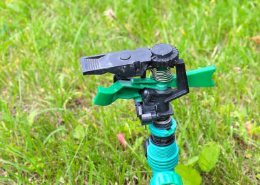 çim çim sulama için plastik püskürtücü