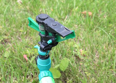 çim çim sulama için plastik püskürtücü