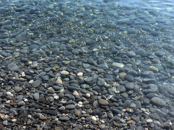 Grande Spiaggia Ghiaia Acqua Mare Limpida — Foto Stock