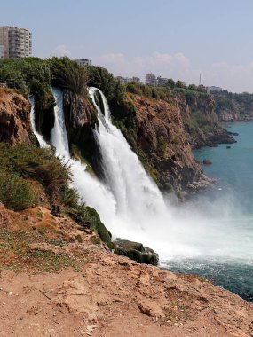 Antalya Lara yerleşim bölgesinde Aşağı Duden Şelalesi, Türkiye