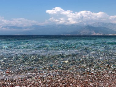 Antalya Türkiye'de Akdeniz'in dağ kıyısı