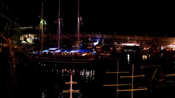 Antalya Noche Puerto Comercial Barcos Recreo Turquía — Vídeo de stock