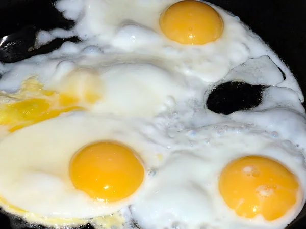 Приготовление Яиц Завтрак — стоковое фото