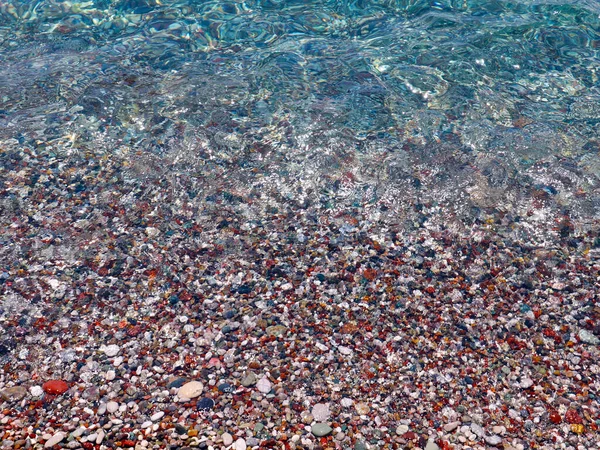 Surface Une Plage Galets Couverte Eau Mer — Photo