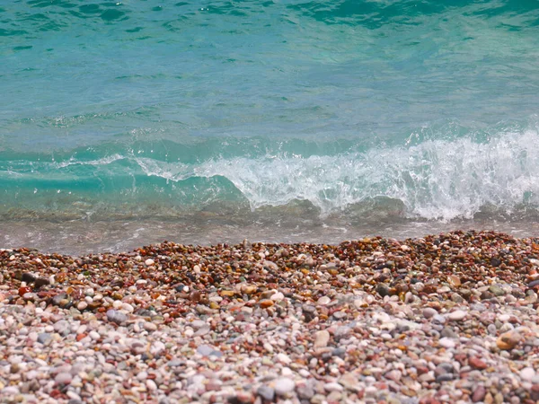 Vannak Hullámok Egy Trópusi Strand Mint Egy Hely Aktív Kikapcsolódásra — Stock Fotó