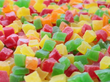 İştahını açmak için ince dilimler ve tropikal meyve parçaları.