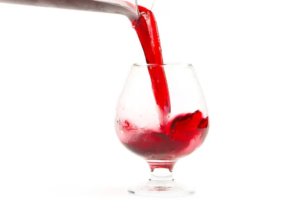 Fluxo Vinho Tinto Enche Copo — Fotografia de Stock