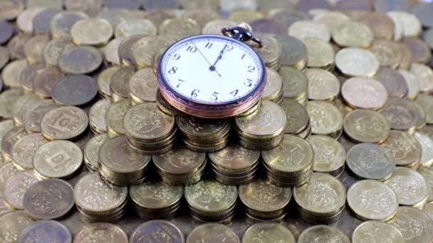 Old Pocket Watch Sits Pyramid Gold Coins — Stock Video