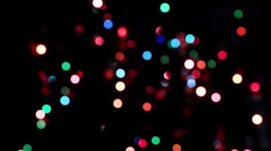 Dekorasyon için aydınlatma derecesi olarak farklı renkte ışık demetleri