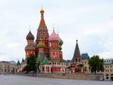 St. Rusya Kremlin Moskova 'nın kızıl meydanındaki Basil Katedrali