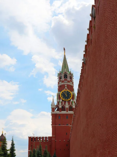 Mãos Mostrador Relógio Torre Spasskaya Antigo Kremlin Moscou Rússia — Fotografia de Stock