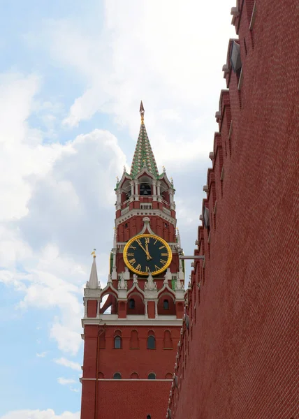 Agujas Dial Del Reloj Torre Spasskaya Del Antiguo Kremlin Moscú — Foto de Stock