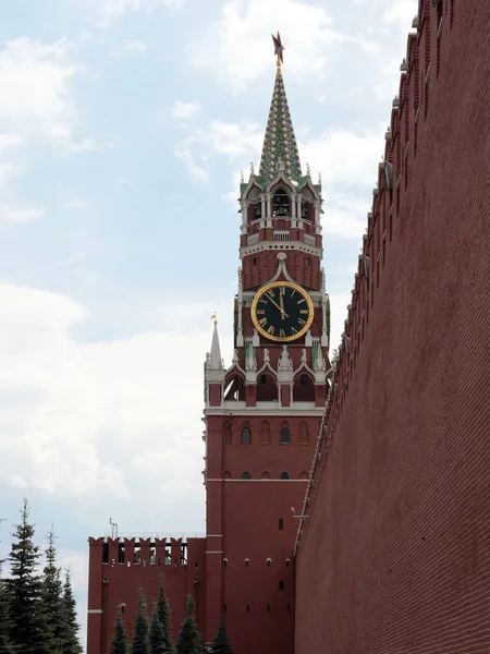 Reloj Las Manos Torre Spasskaya Del Kremlin Moscú Rusia — Foto de Stock