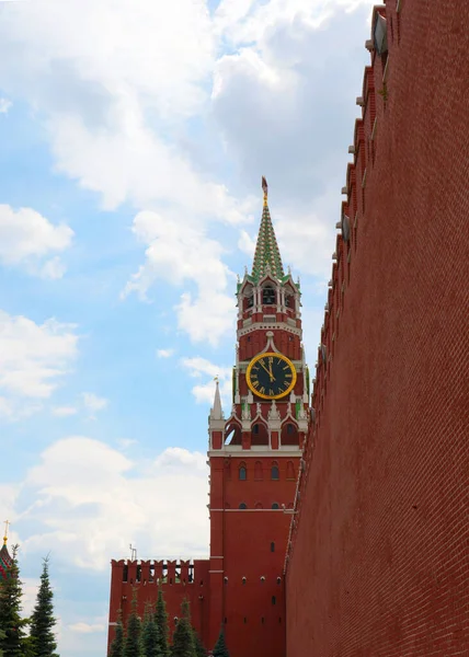 Reloj Las Manos Torre Spasskaya Del Kremlin Moscú Rusia —  Fotos de Stock