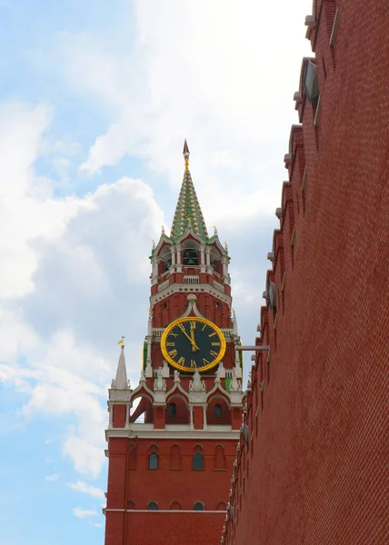 Horloge Visage Les Mains Sur Tour Spasskaya Kremlin Moscou Russie — Photo