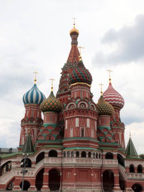 St. Kubbeleri Moskova Kızıl Meydanı 'ndaki Basil Katedrali Rusya