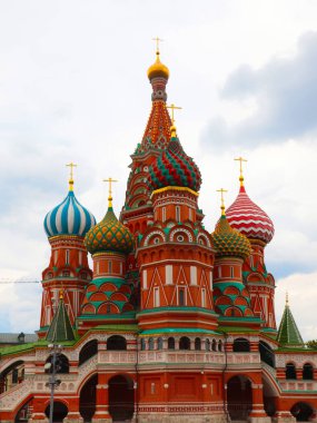 St. Kubbeleri Moskova Kızıl Meydanı 'ndaki Basil Katedrali Rusya