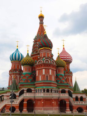 St. Kubbeleri Moskova Kızıl Meydanı 'ndaki Basil Katedrali Rusya