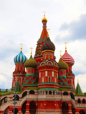 St. Kubbeleri Moskova Kızıl Meydanı 'ndaki Basil Katedrali Rusya