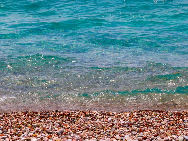 Морські Хвилі Гальковий Пляж Місце Чудового Відпочинку — стокове фото