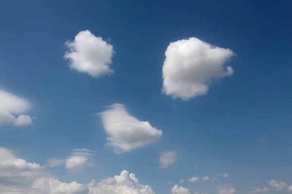 Wolken in de lucht — Stockfoto