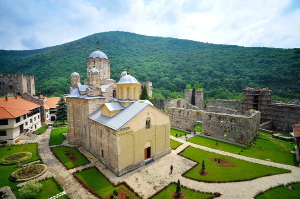 セルビア中世正教会修道院マナシヤ — ストック写真