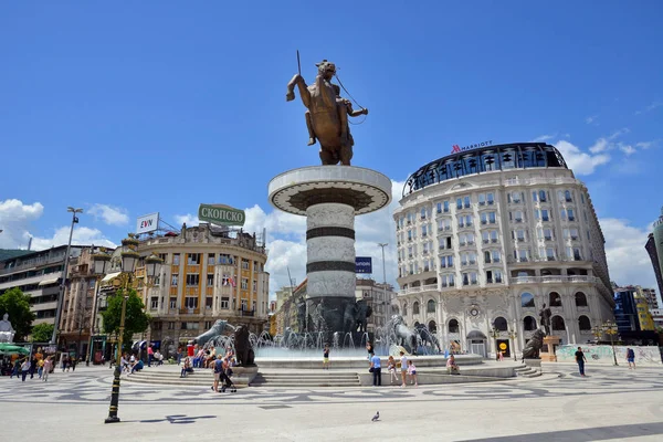 Monumento a Alejandro Magno en Skopje, Macedonia del Norte — Foto de Stock