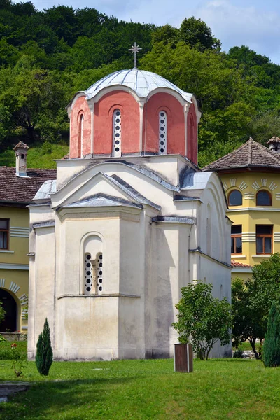 Monasterio ortodoxo medieval serbio Studenica, Serbia — Foto de Stock