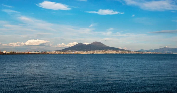 Vista Costa Nápoles Com Monte Vesúvio — Fotografia de Stock