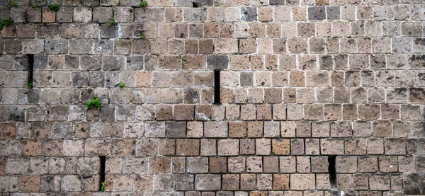 Antigua Pared Iglesia Piedra Con Aberturas Estrechas —  Fotos de Stock