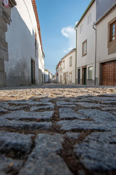 Petite Ville Portugal Avec Façades Blanches Lavées Pavés — Photo