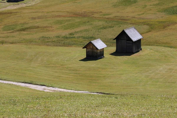 Huts Pastures Prato Piazza Braies Valley — 스톡 사진