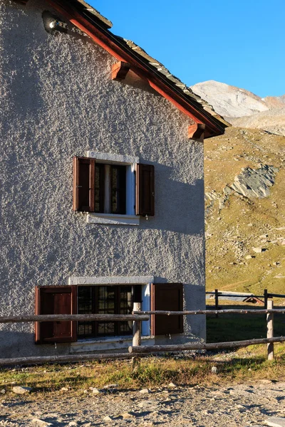 Hut Vittorio Sella Refuge Gran Paradiso National Park — Stock Photo, Image