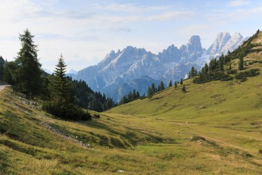 Prato Piazza 'dan Monte Cristallo (Dolomitler))