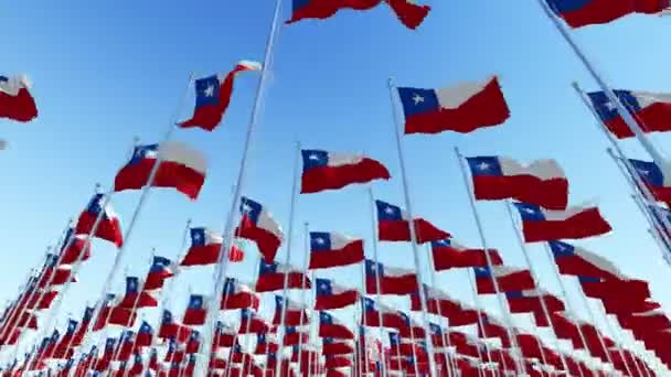 Muchas Banderas Chile Que Soplan Viento Contra Cielo Azul Día — Vídeo de stock