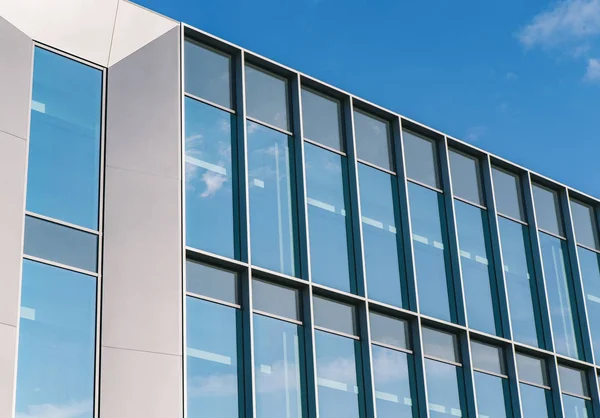 オフィスビルのガラス高架のショット ロイヤリティフリーのストック画像