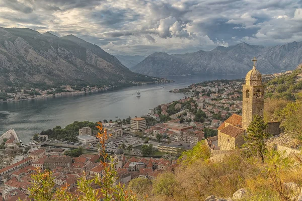 Iglesia Nuestra Señora Remedio Con Vistas Bahía Kotor Montenegro —  Fotos de Stock