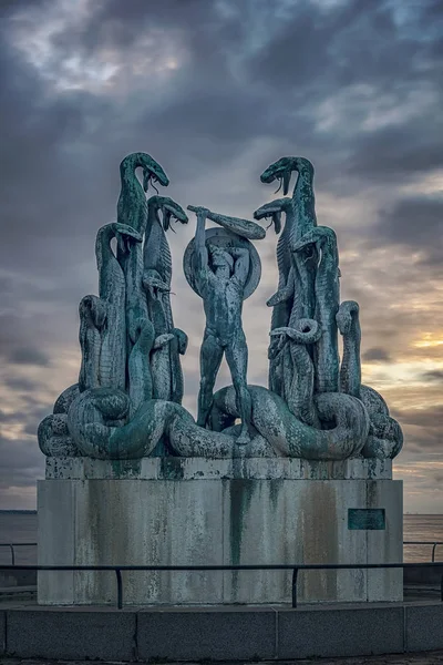 Statue of Hercules and the Hydra — Stock Photo, Image